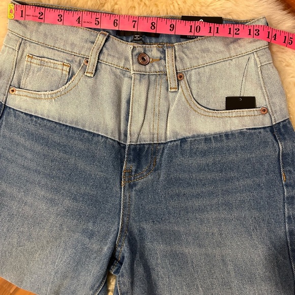 Fashion Nova - High Waist Double toned jeans - Picture 8 of 8